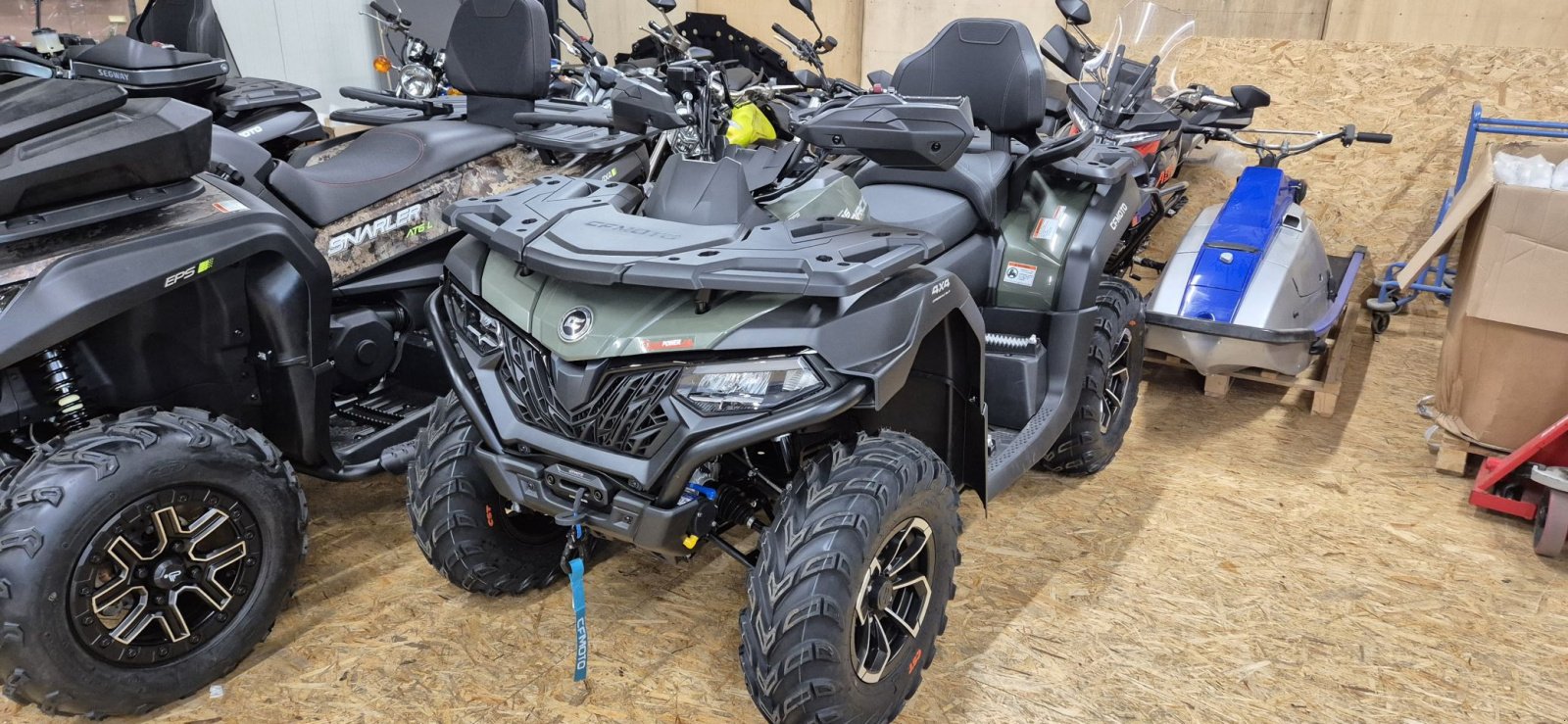 ATV & Quad des Typs Sonstige CF-MOTO cforce 625 Touring, Neumaschine in Geldermalsen (Bild 3)