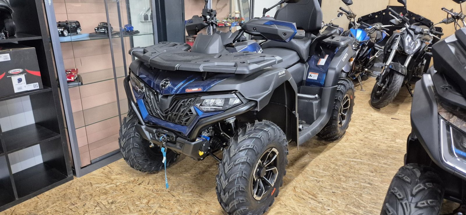 ATV & Quad des Typs Sonstige CF-MOTO cforce 625 Touring, Neumaschine in Geldermalsen (Bild 2)
