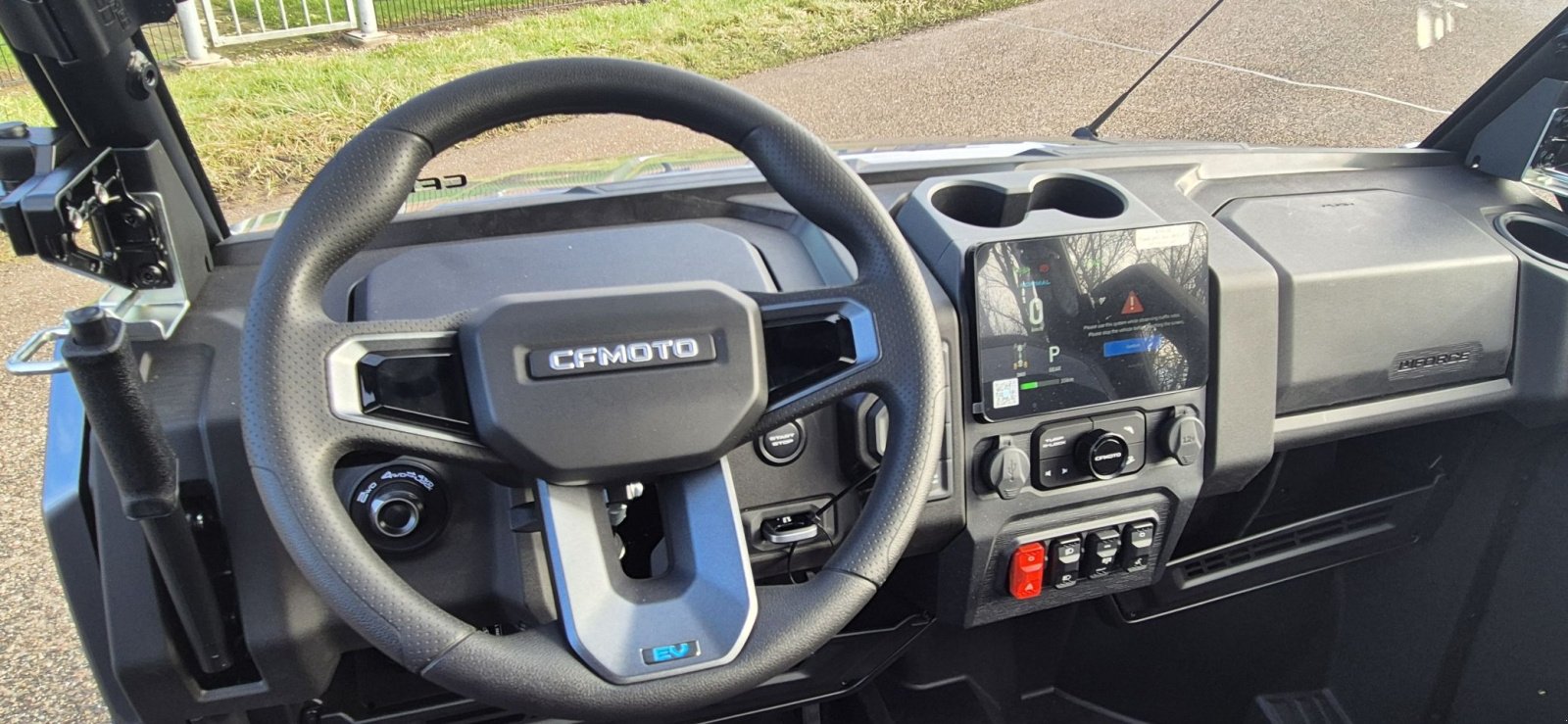ATV & Quad типа Sonstige CF-MOTO UFORCE 600 EV, Neumaschine в Geldermalsen (Фотография 10)