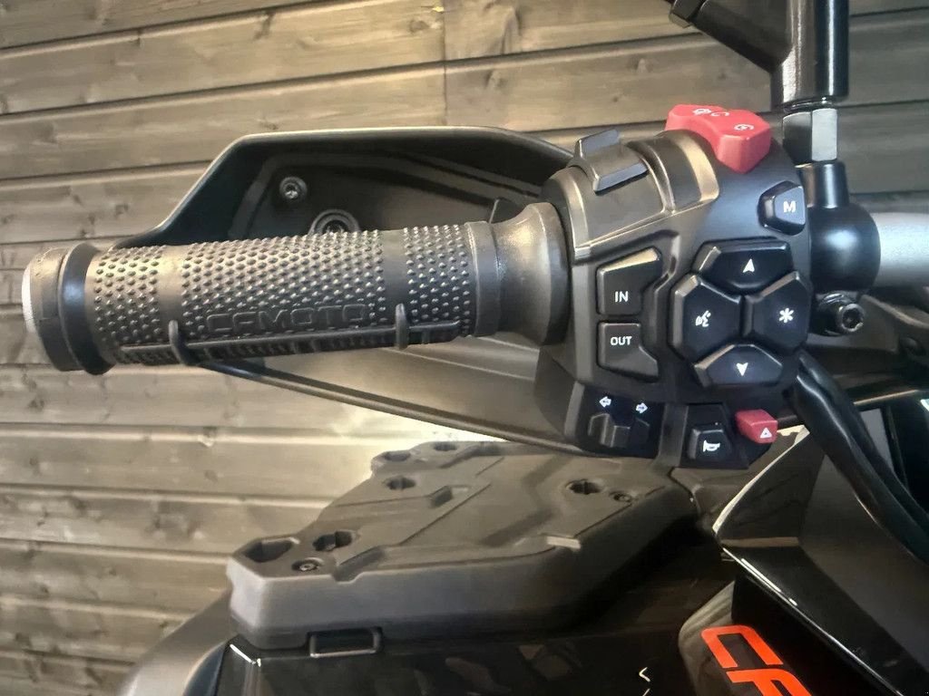 ATV & Quad типа Sonstige CFMOTO CFORCE 1000 TOURING PREMIUM L7e 4x4 (nieuw), Neumaschine в Denekamp (Фотография 9)