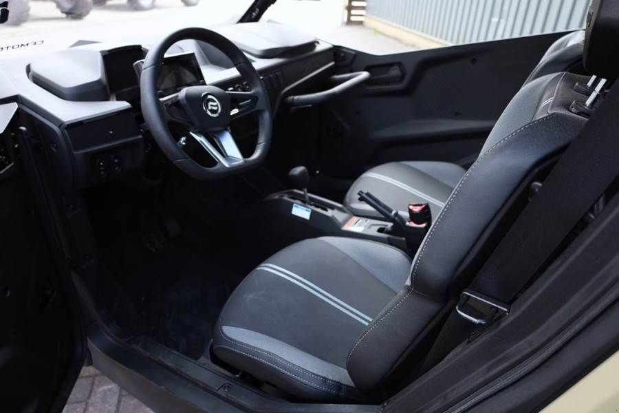 ATV & Quad of the type Sonstige CFMOTO ZFORCE 950 Sport V4 4x4 independant suspension, LE, Gebrauchtmaschine in Groenlo (Picture 4)