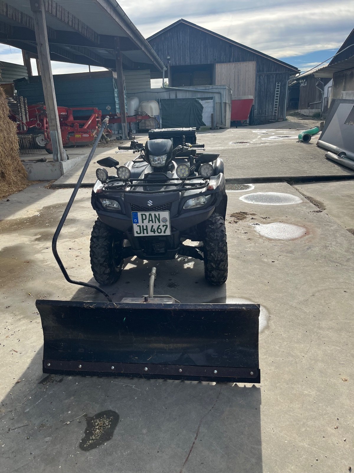 ATV & Quad des Typs Suzuki Lta, Gebrauchtmaschine in Triftern (Bild 1)