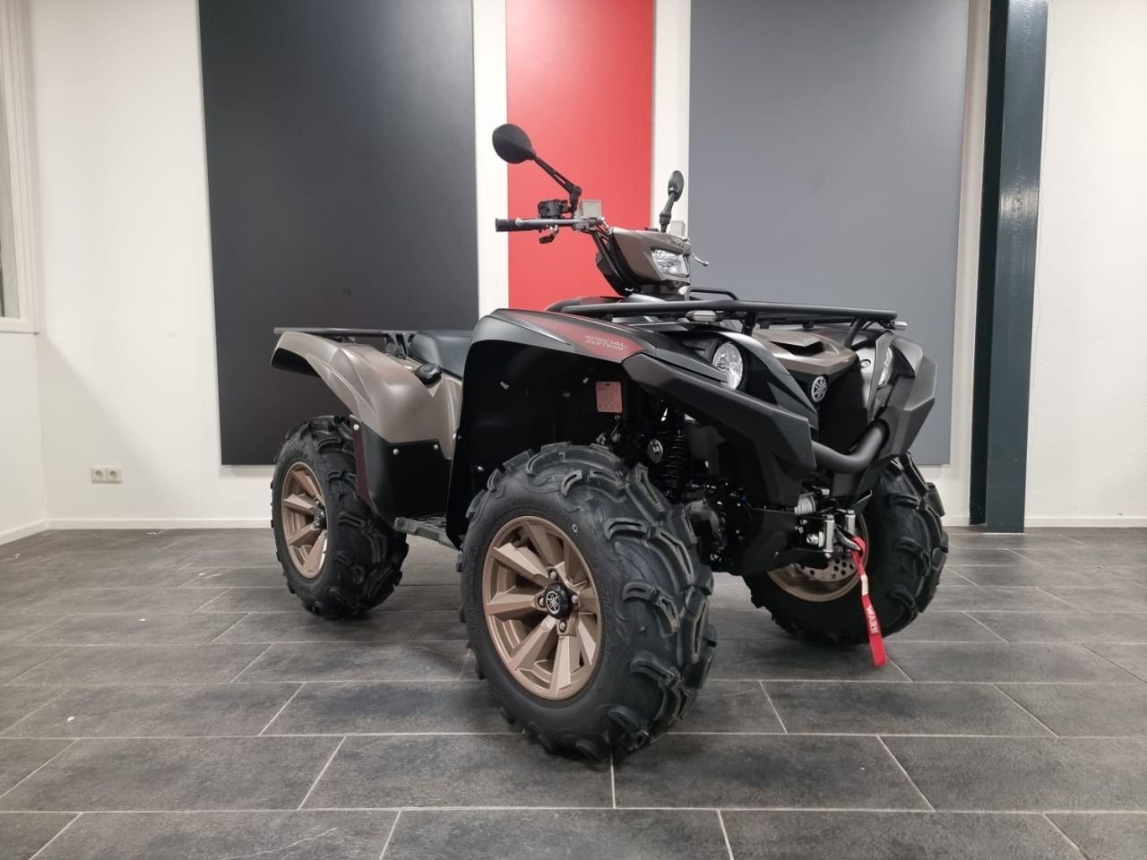 ATV & Quad des Typs Yamaha Grizzly 700 EPS XT-R SE, Neumaschine in Geesteren (OV) (Bild 2)