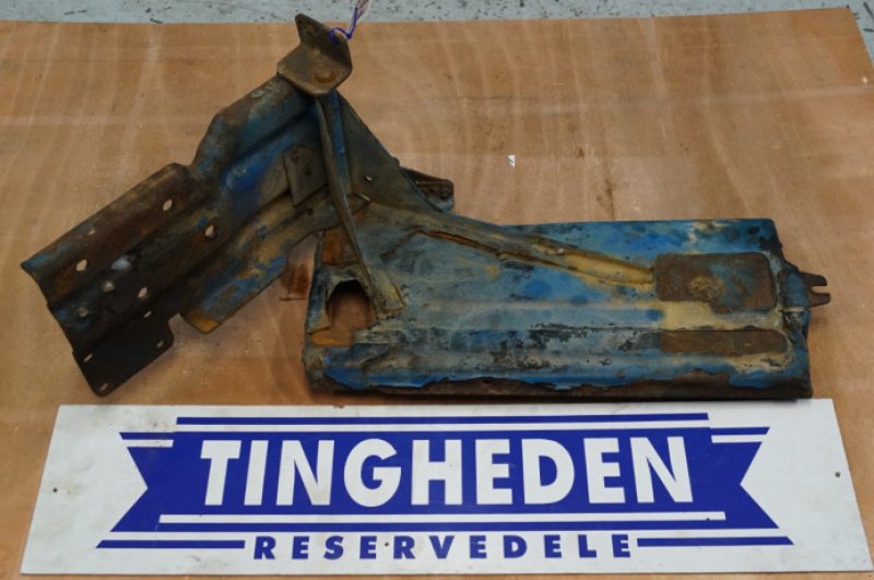 Aufbauten des Typs Ford 4000, Gebrauchtmaschine in Hemmet (Bild 1)