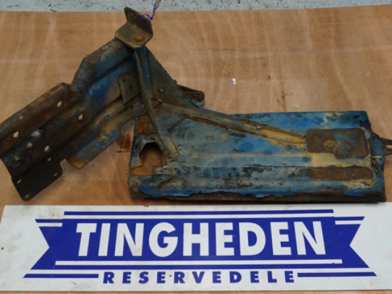 Aufbauten vrste Ford 4000, Gebrauchtmaschine v Hemmet (Slika 1)