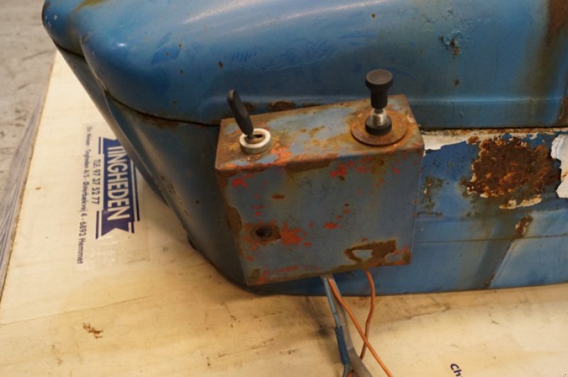 Aufbauten des Typs Ford 4000, Gebrauchtmaschine in Hemmet (Bild 9)