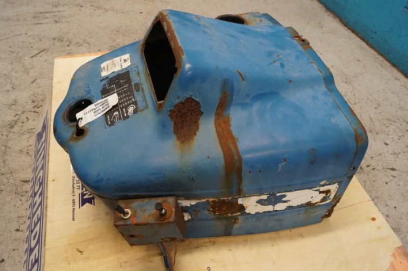 Aufbauten des Typs Ford 4000, Gebrauchtmaschine in Hemmet (Bild 4)