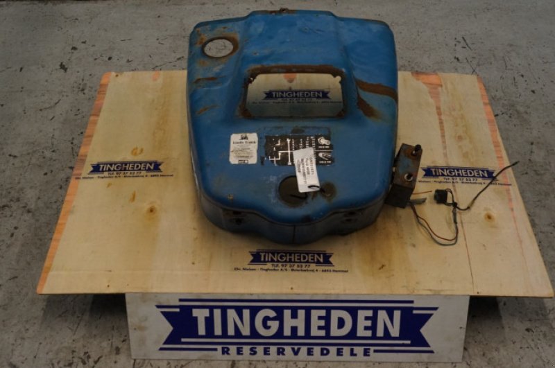 Aufbauten des Typs Ford 4000, Gebrauchtmaschine in Hemmet (Bild 2)