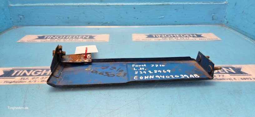 Aufbauten des Typs Ford 7710, Gebrauchtmaschine in Hemmet (Bild 3)