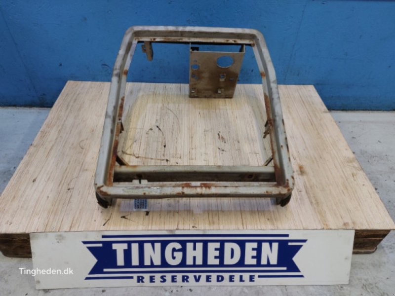 Aufbauten du type Massey Ferguson 3060, Gebrauchtmaschine en Hemmet (Photo 1)