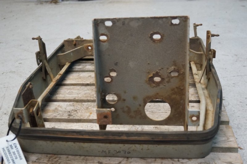 Aufbauten des Typs Massey Ferguson 3070, Gebrauchtmaschine in Hemmet (Bild 13)