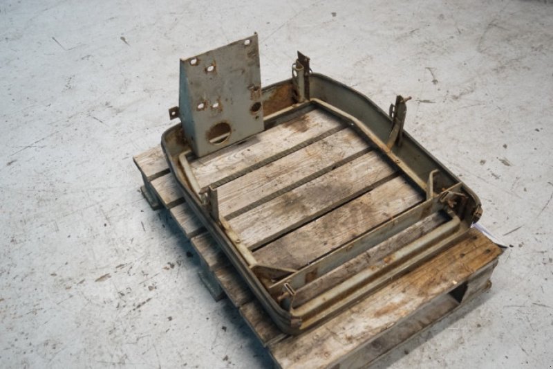 Aufbauten des Typs Massey Ferguson 3070, Gebrauchtmaschine in Hemmet (Bild 15)