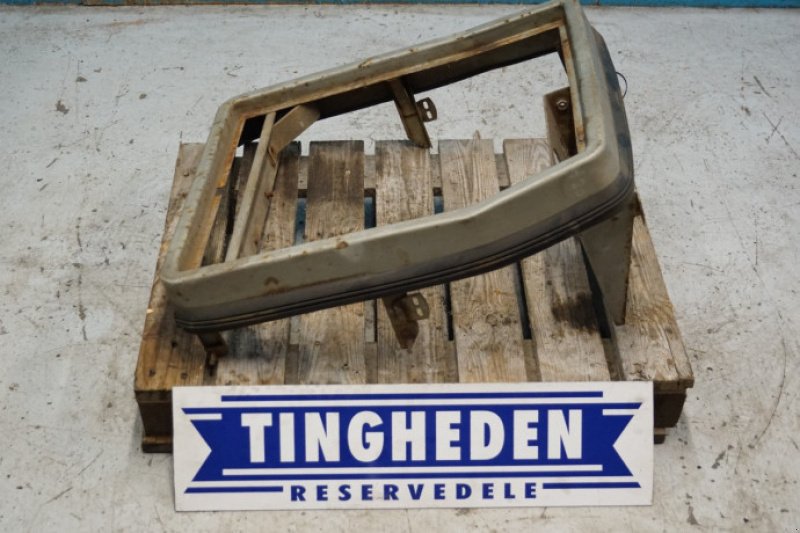 Aufbauten des Typs Massey Ferguson 3070, Gebrauchtmaschine in Hemmet (Bild 2)