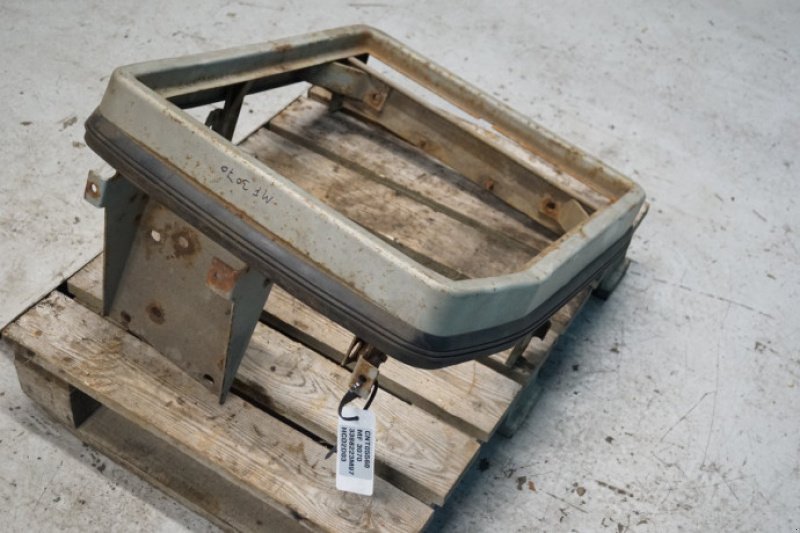 Aufbauten des Typs Massey Ferguson 3070, Gebrauchtmaschine in Hemmet (Bild 8)