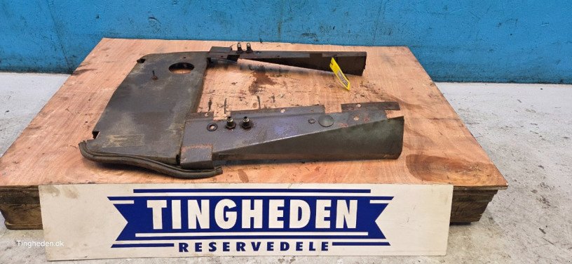 Aufbauten des Typs Massey Ferguson 690, Gebrauchtmaschine in Hemmet (Bild 1)