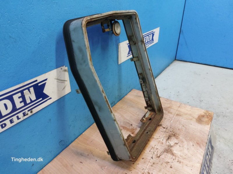 Aufbauten des Typs Massey Ferguson 690, Gebrauchtmaschine in Hemmet (Bild 3)