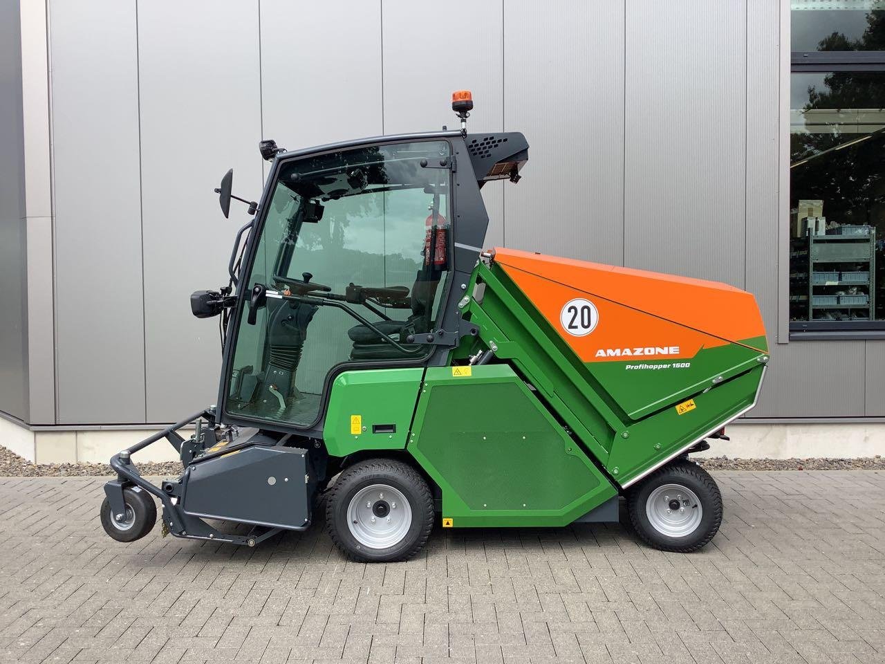 Aufsitzmäher tipa Amazone Profihopper 1500 mit Kabine, Neumaschine u Greven (Slika 10)