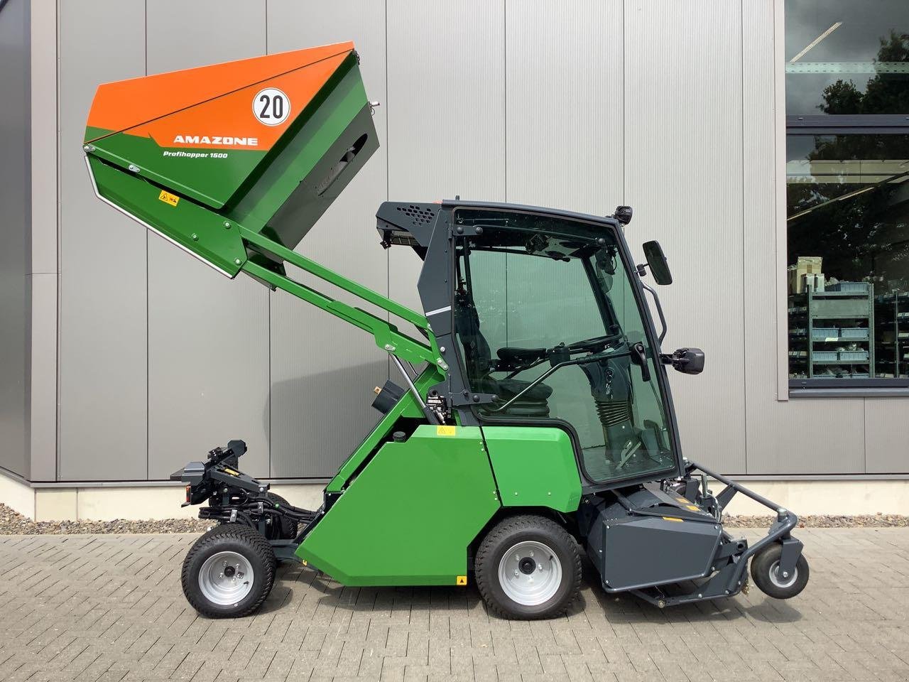 Aufsitzmäher tipa Amazone Profihopper 1500 mit Kabine, Neumaschine u Greven (Slika 12)