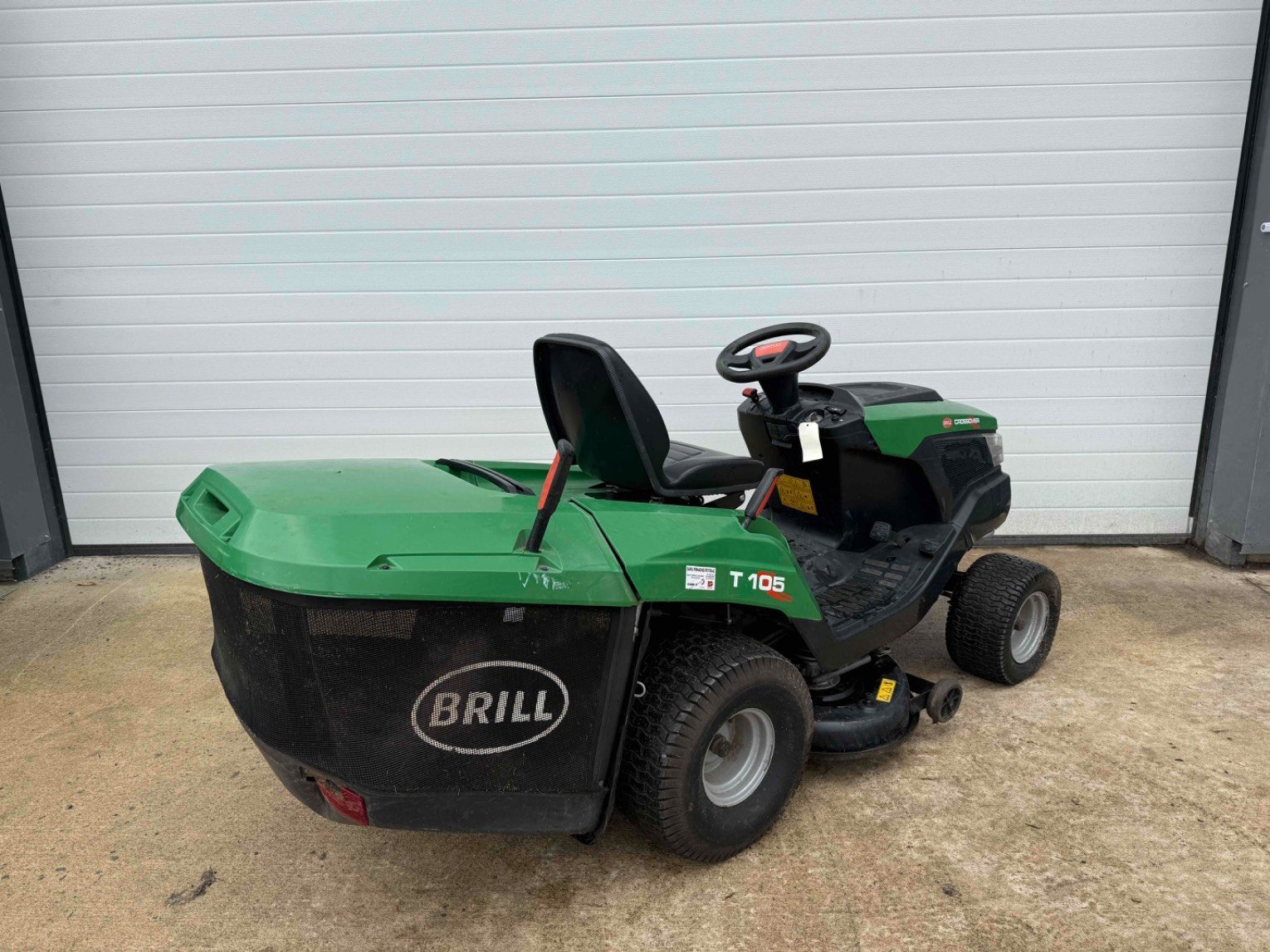 Aufsitzmäher vrste Brill Tondeuse autoportée CROSSOVER T105 Brill, Gebrauchtmaschine v LA SOUTERRAINE (Slika 6)