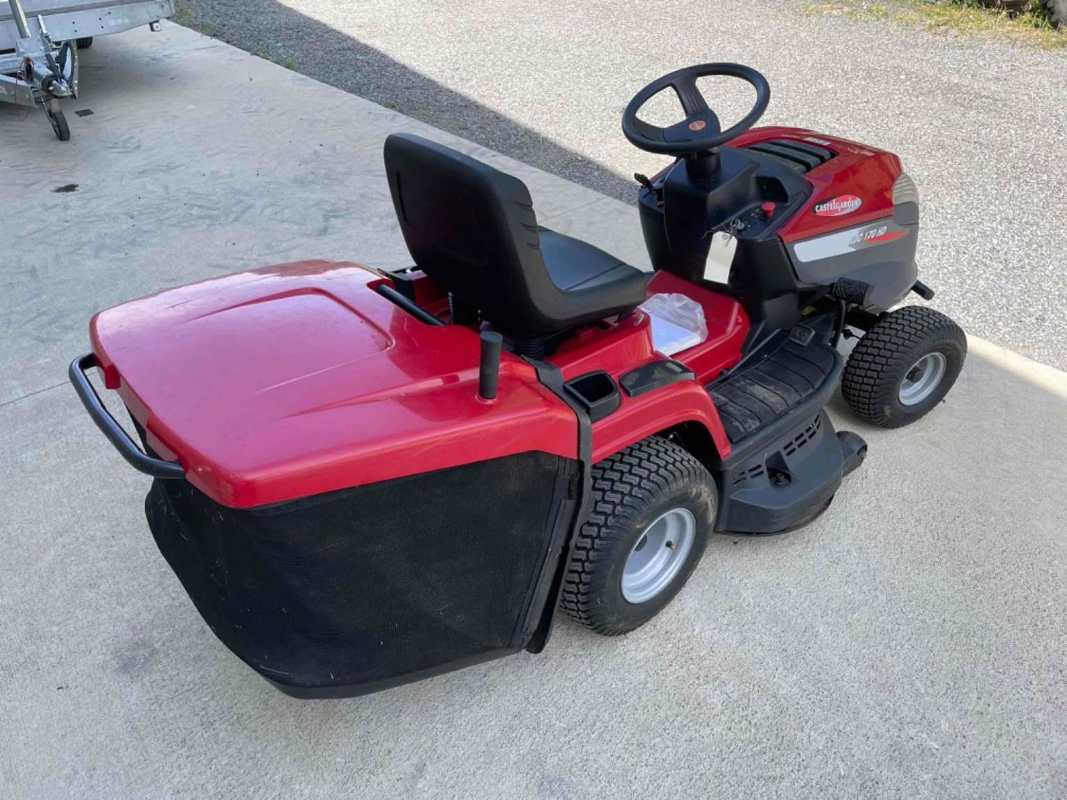 Aufsitzmäher of the type Castelgarden Tondeuse autoportée XDC 170 HD Castelgarden, Gebrauchtmaschine in LA SOUTERRAINE (Picture 2)
