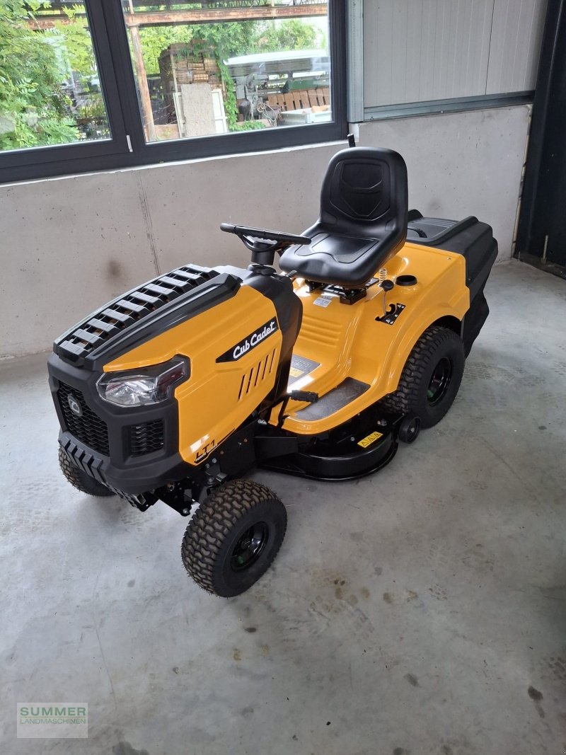 Aufsitzmäher des Typs Cub Cadet LT1 NR92, Neumaschine in Pforzheim (Bild 3)