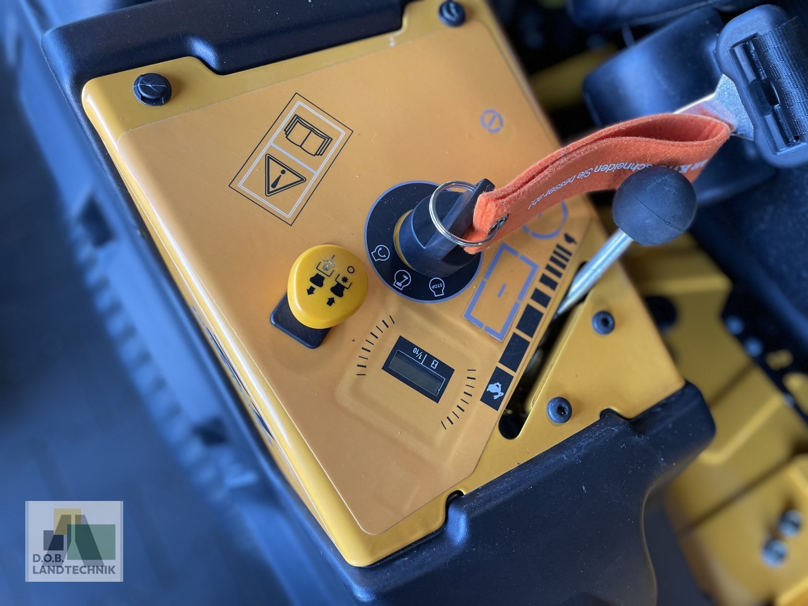 Aufsitzmäher tipa Cub Cadet Z 1 137, Gebrauchtmaschine u Regensburg (Slika 6)