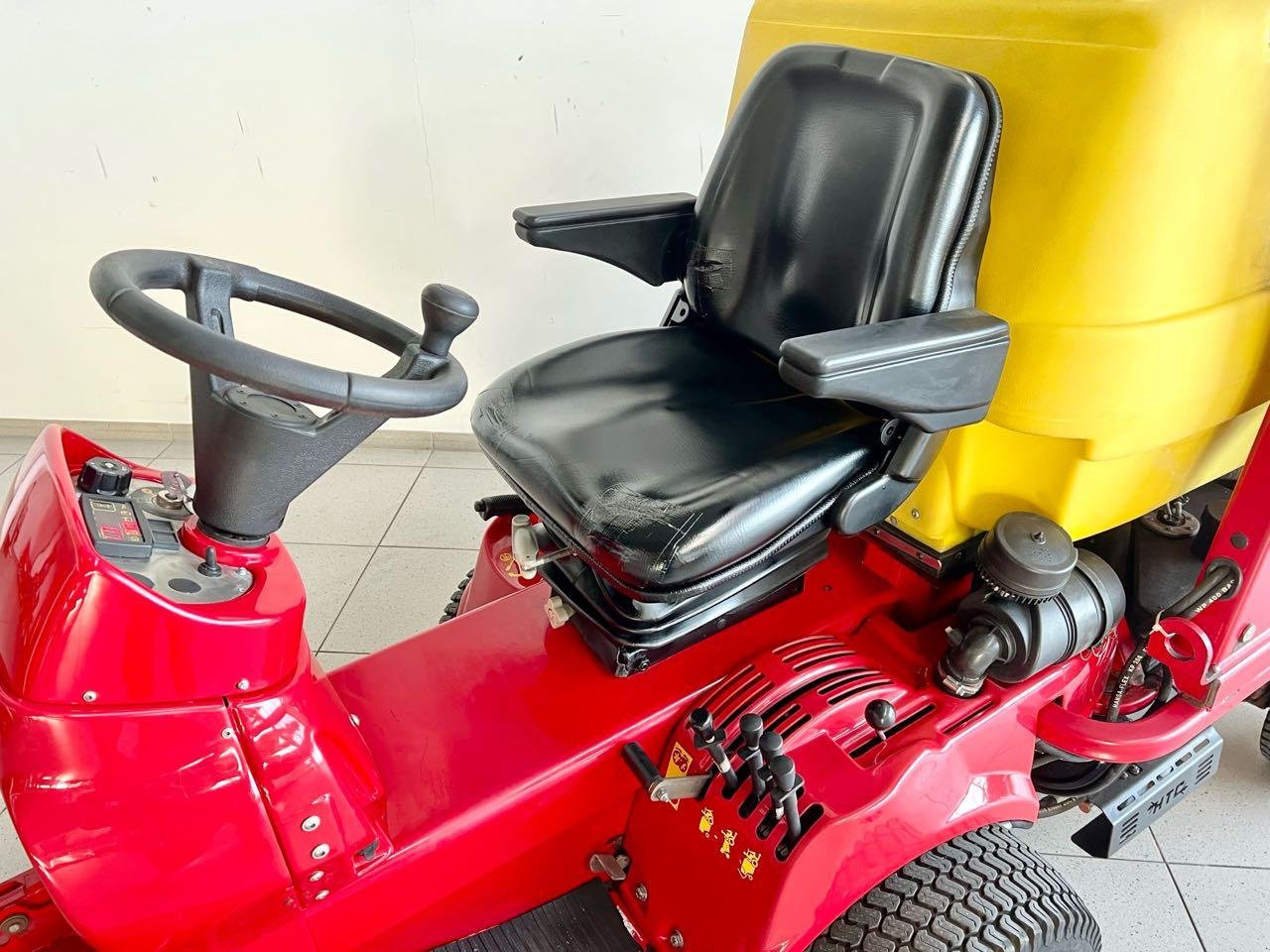 Aufsitzmäher typu Ferrari PG300, Gebrauchtmaschine v Beckum (Obrázek 2)