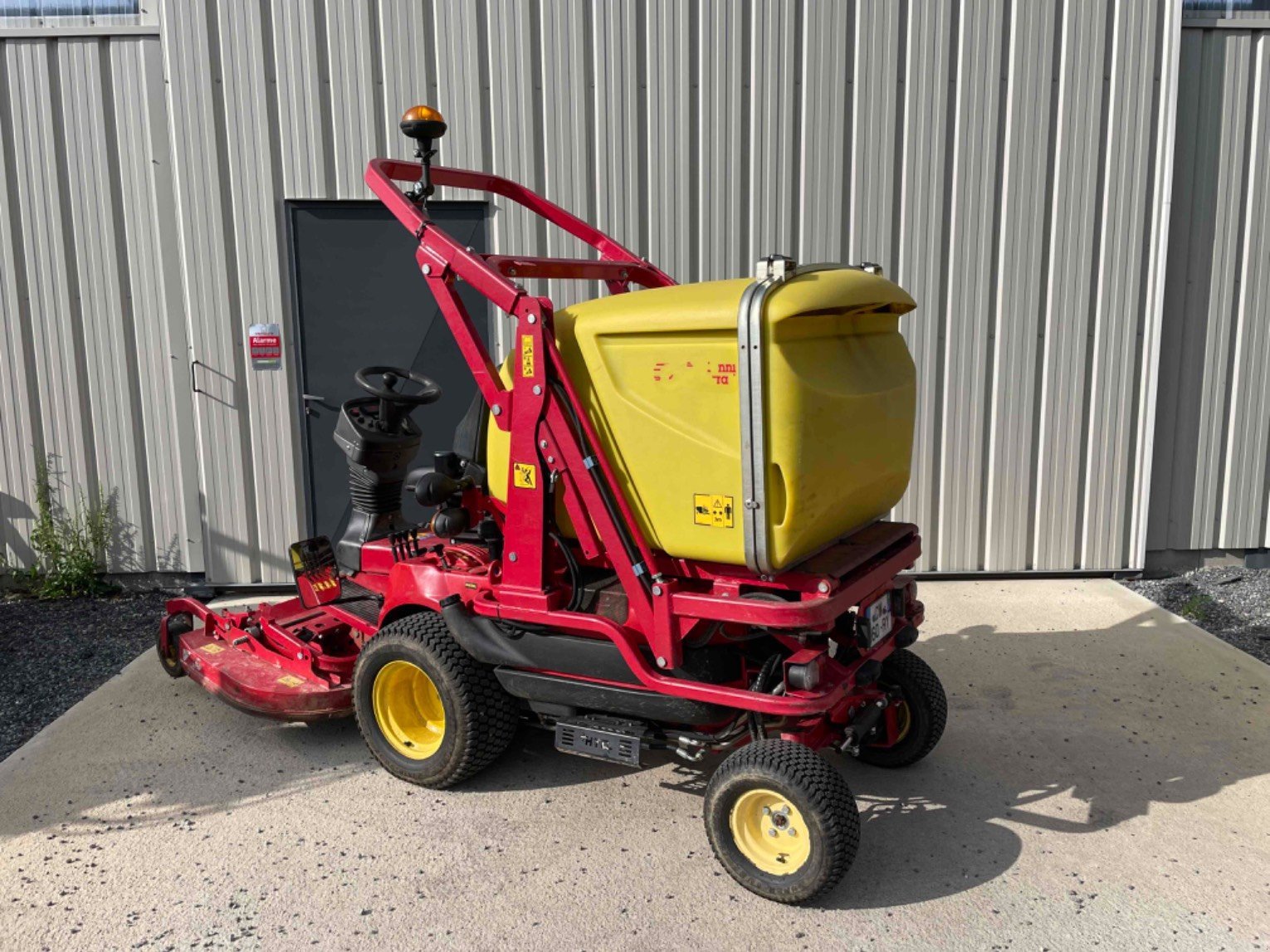 Aufsitzmäher des Typs Gianni Ferrari Tondeuse autoportée PG280W Gianni Ferrari, Gebrauchtmaschine in LA SOUTERRAINE (Bild 9)