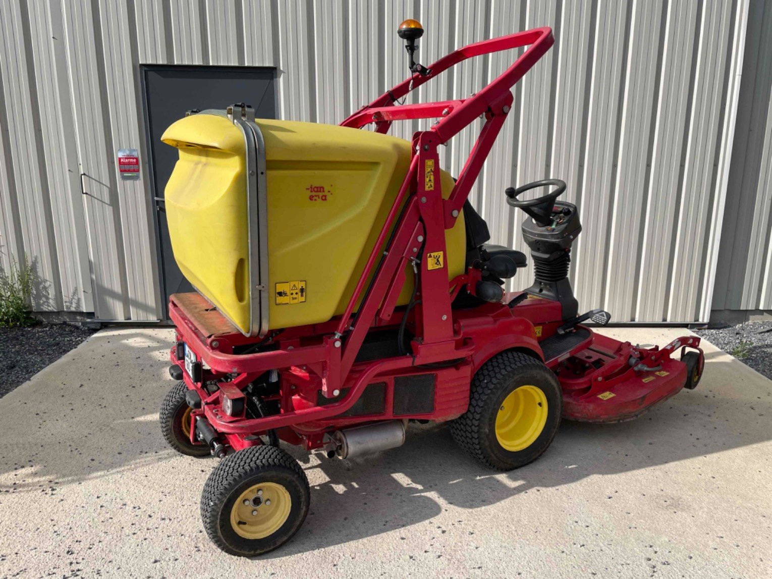 Aufsitzmäher des Typs Gianni Ferrari Tondeuse autoportée PG280W Gianni Ferrari, Gebrauchtmaschine in LA SOUTERRAINE (Bild 3)