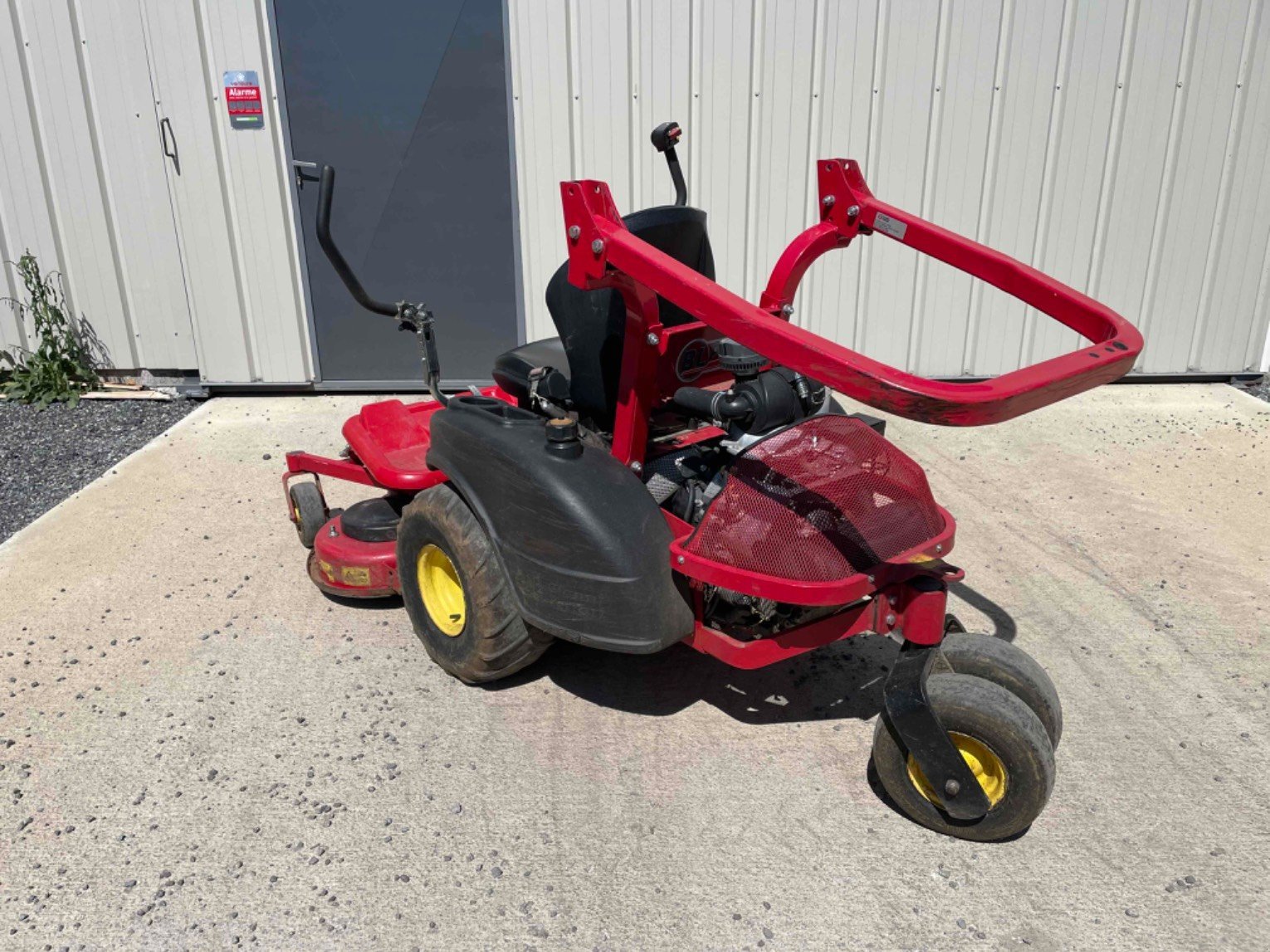 Aufsitzmäher typu Gianni Ferrari Tondeuse autoportée TURBO Z223 Gianni Ferrari, Gebrauchtmaschine v LA SOUTERRAINE (Obrázok 4)