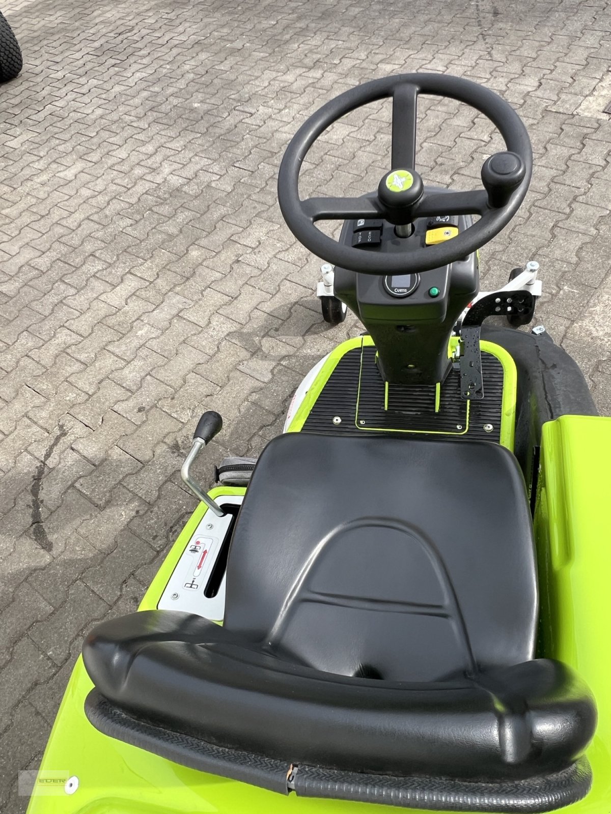 Aufsitzmäher типа Grillo FD 220 E, Neumaschine в Kirchheim b. München (Фотография 8)