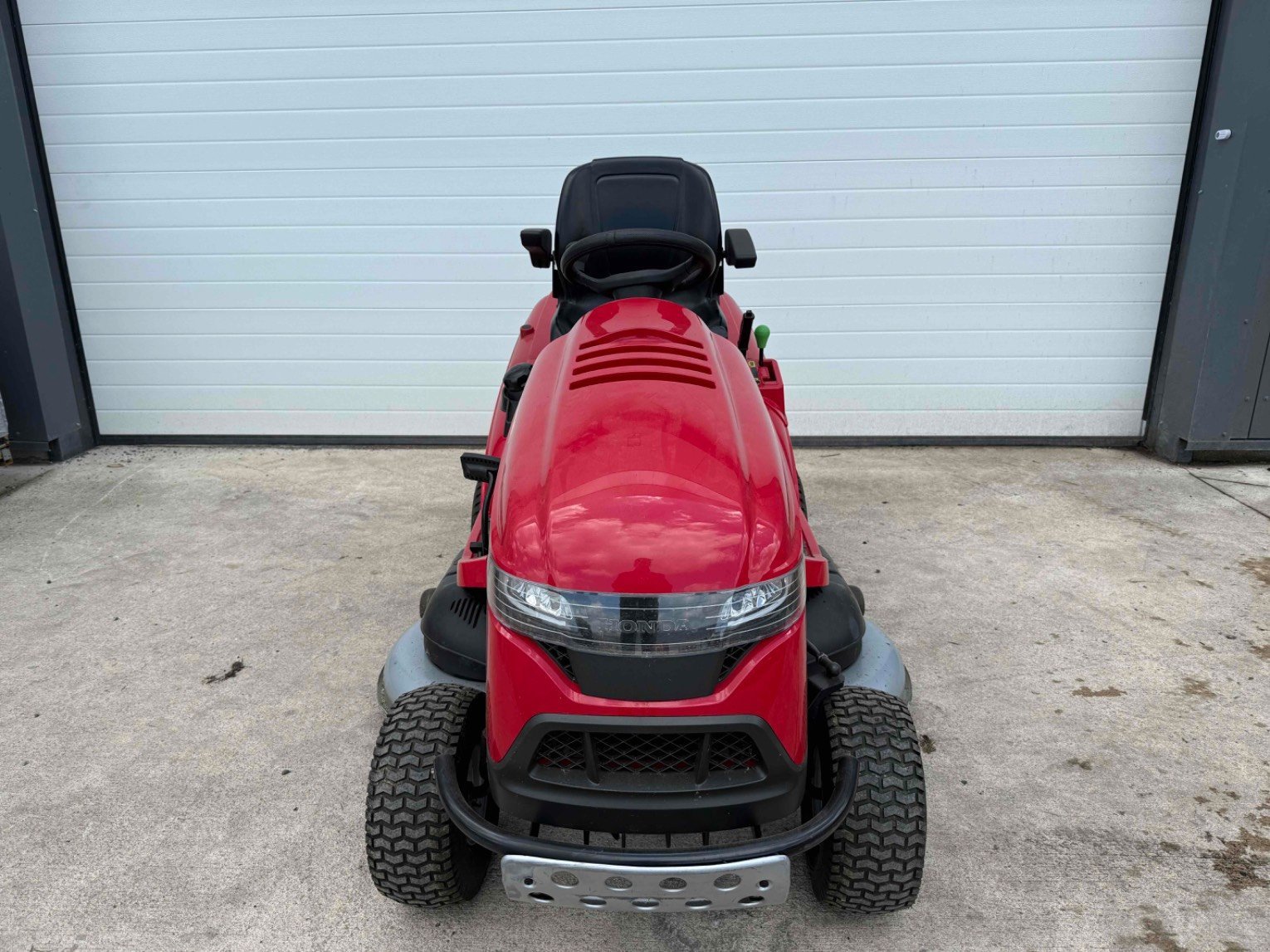 Aufsitzmäher типа Honda Tondeuse autoportée HF2625HTEH Honda, Gebrauchtmaschine в LA SOUTERRAINE (Фотография 8)