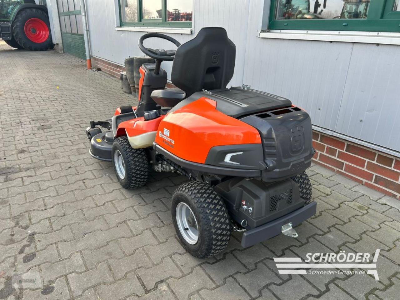 Aufsitzmäher типа Husqvarna RIDER R 320 XAWD, Gebrauchtmaschine в Jade OT Schweiburg (Фотография 5)