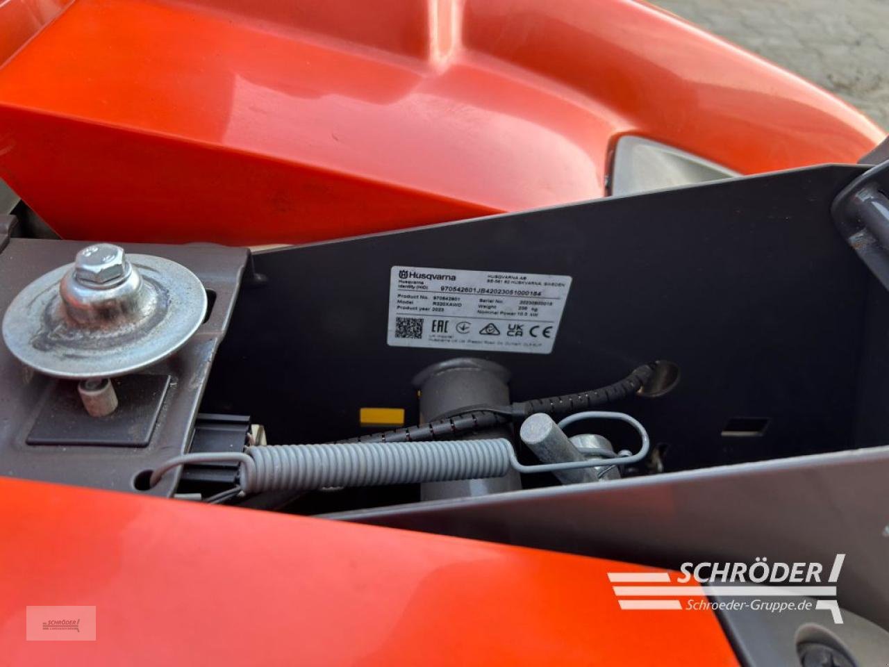 Aufsitzmäher типа Husqvarna RIDER R 320 XAWD, Gebrauchtmaschine в Jade OT Schweiburg (Фотография 10)