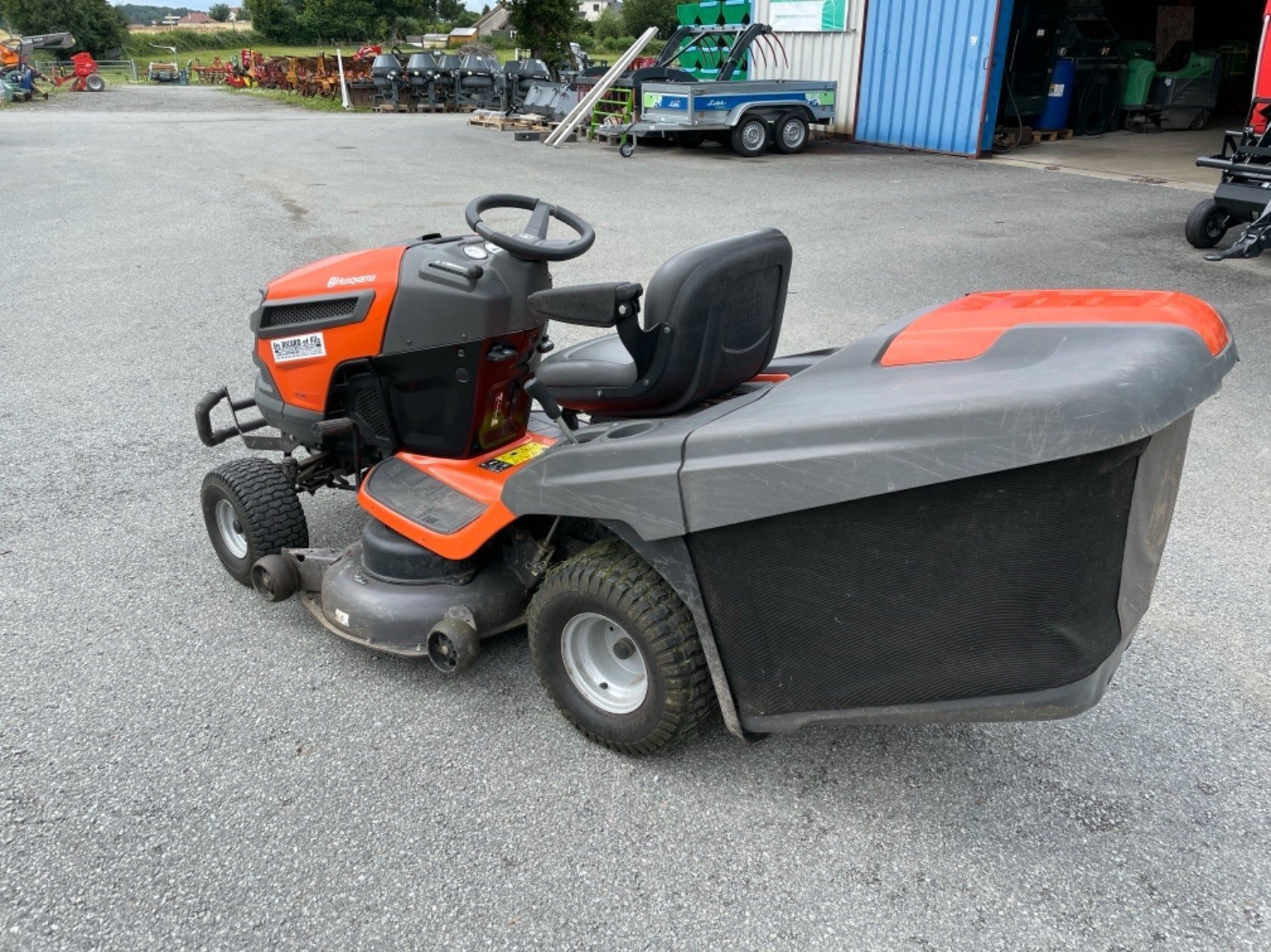 Aufsitzmäher typu Husqvarna Tondeuse autoportée TC342T Husqvarna, Gebrauchtmaschine v LA SOUTERRAINE (Obrázek 3)