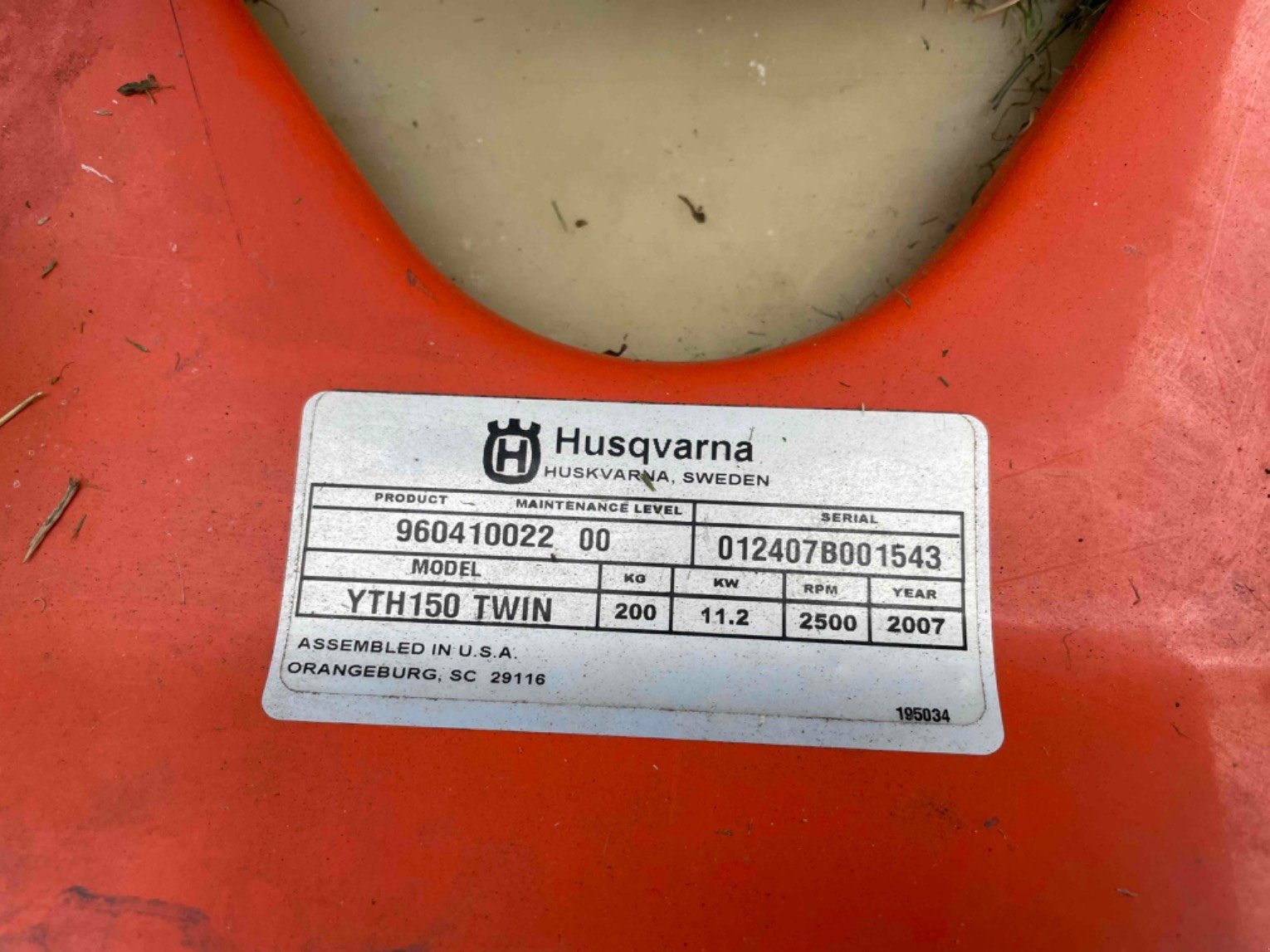 Aufsitzmäher typu Husqvarna Tondeuse autoportée YTH150 TWIN Husqvarna, Gebrauchtmaschine v LA SOUTERRAINE (Obrázek 4)