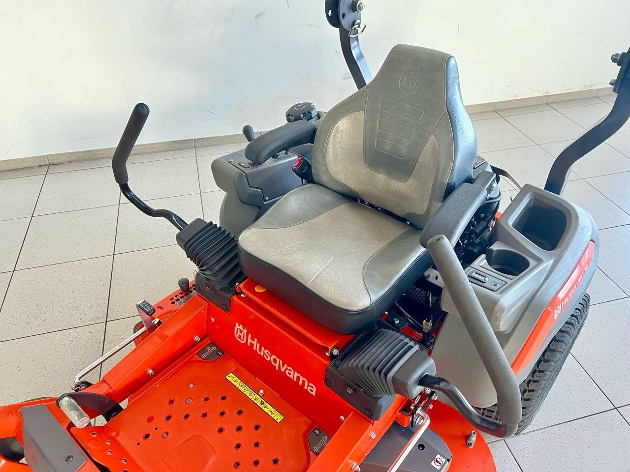 Aufsitzmäher typu Husqvarna Z448, Gebrauchtmaschine v Beckum (Obrázek 2)