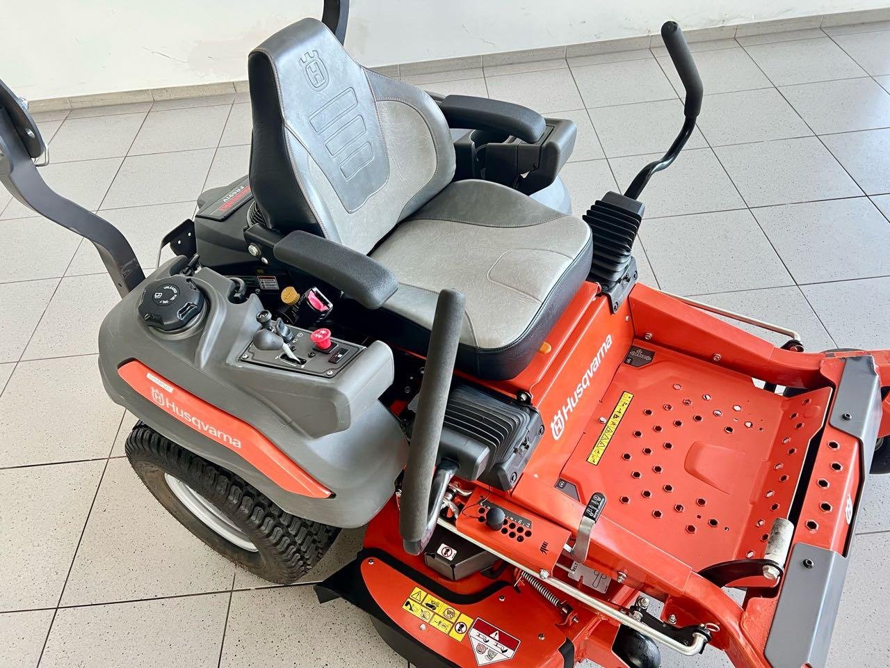 Aufsitzmäher typu Husqvarna Z448, Gebrauchtmaschine v Beckum (Obrázek 4)