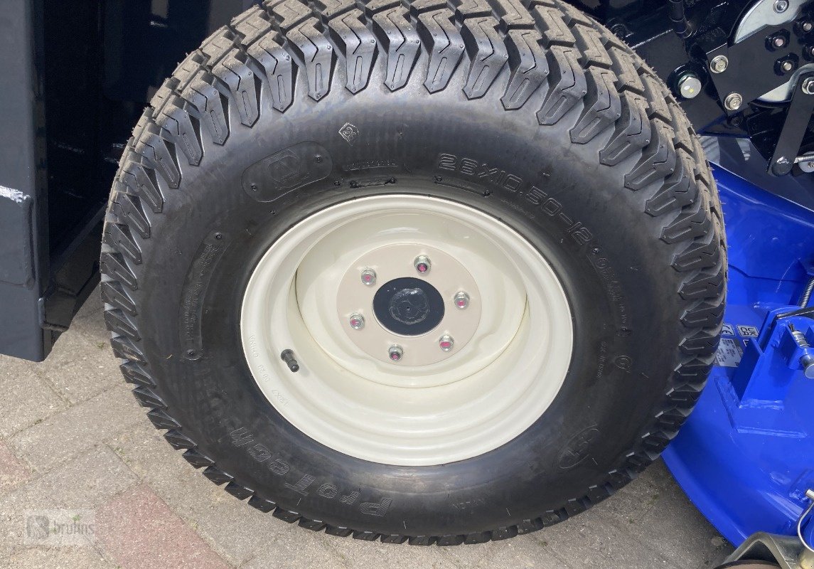 Aufsitzmäher des Typs Iseki SXG 327 NEU Diesel-Rasentraktor-Hochentleerung, Neumaschine in Karstädt (Bild 19)