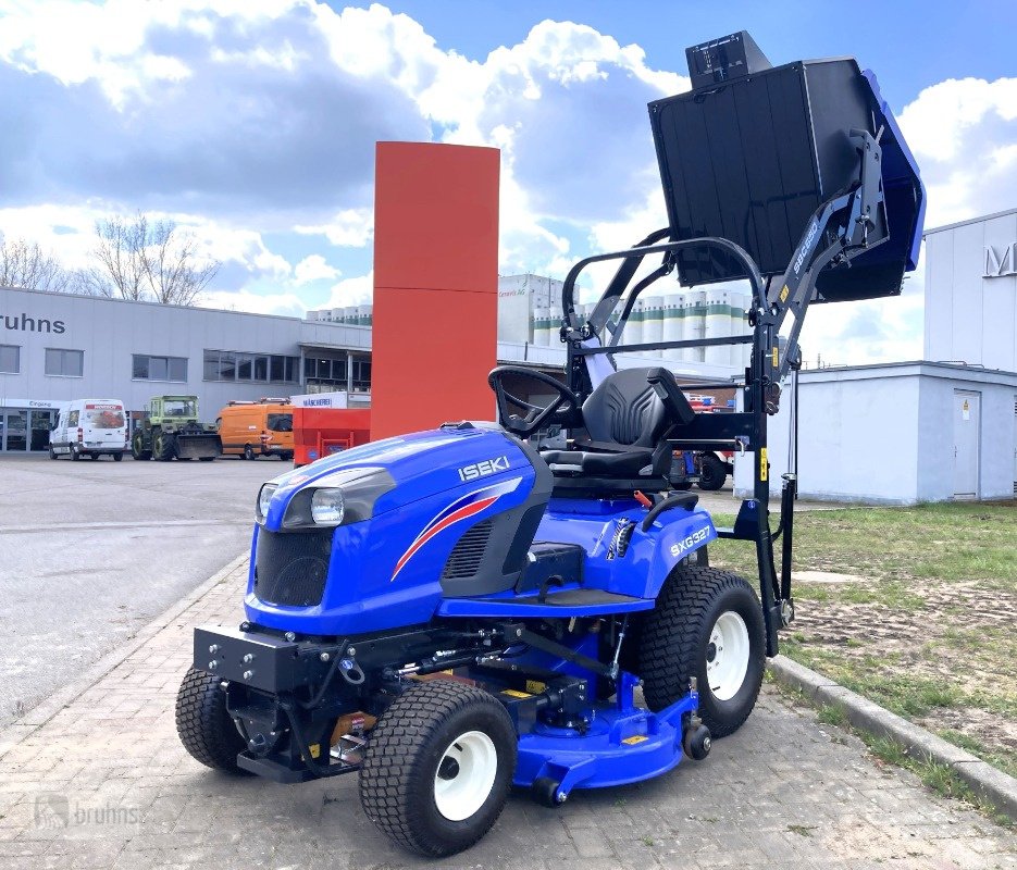 Aufsitzmäher des Typs Iseki SXG 327 NEU Diesel-Rasentraktor-Hochentleerung, Neumaschine in Karstädt (Bild 1)