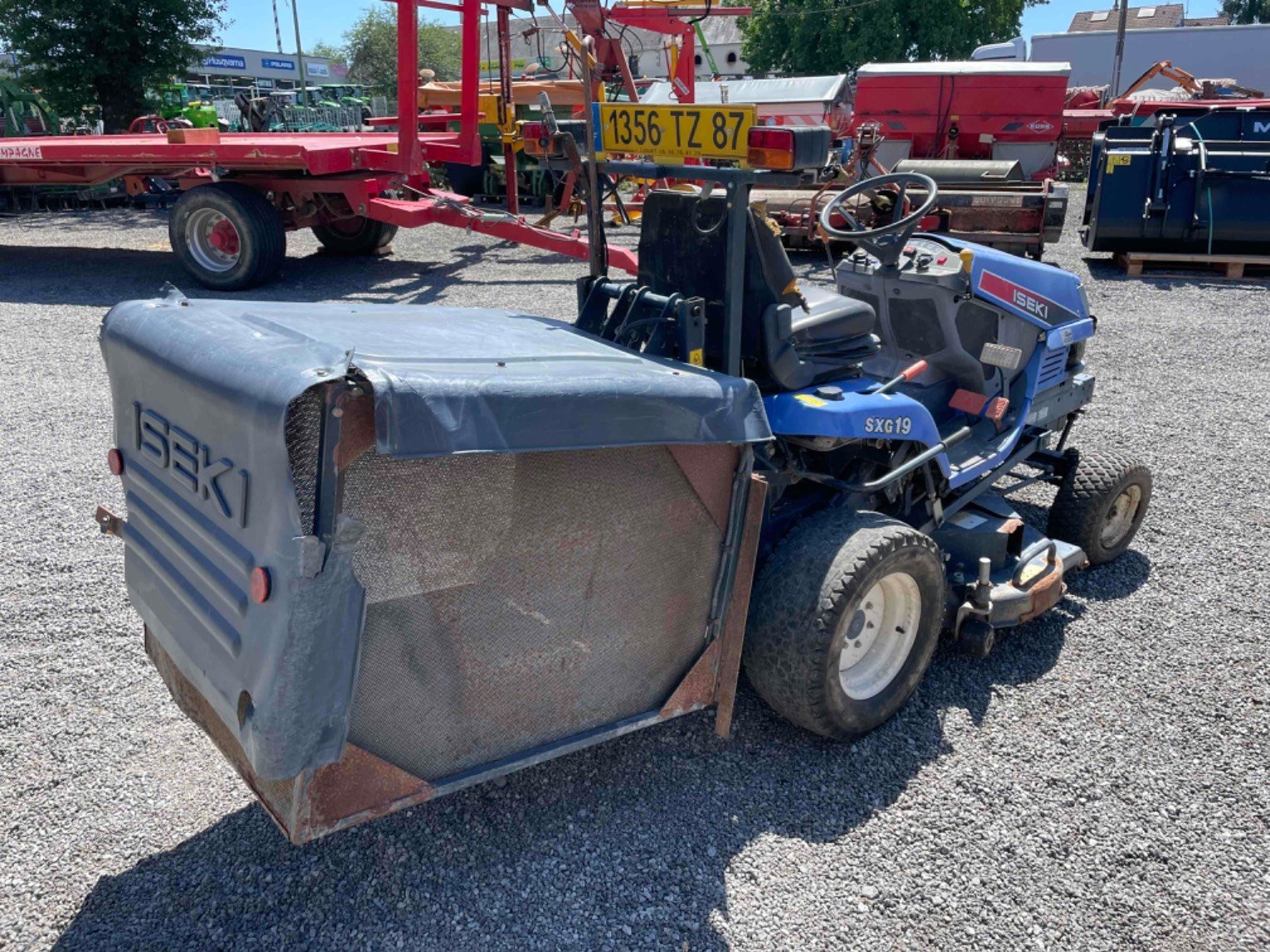 Aufsitzmäher typu Iseki Tondeuse autoportée SXG19 Iseki, Gebrauchtmaschine v LA SOUTERRAINE (Obrázek 5)