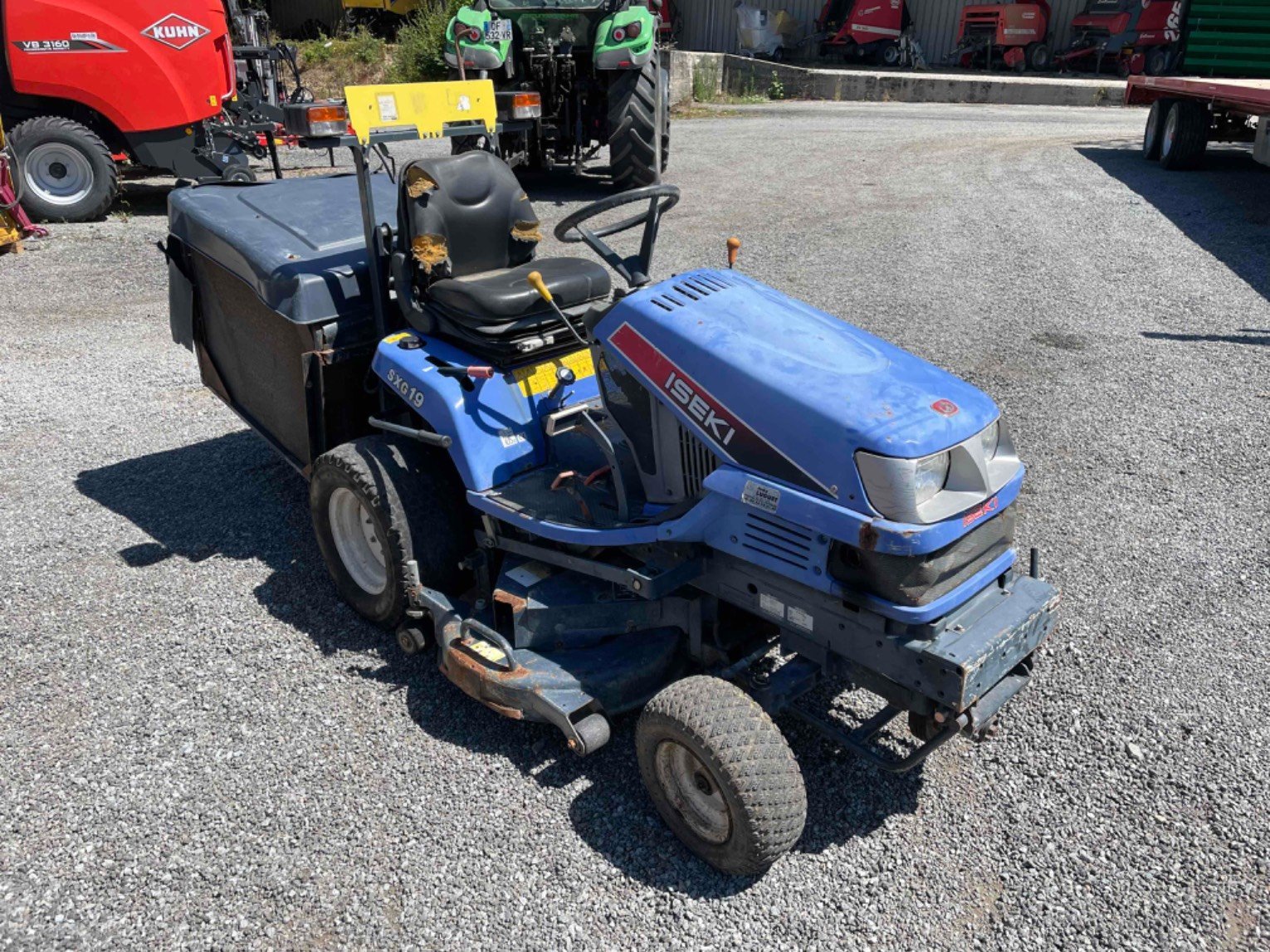 Aufsitzmäher typu Iseki Tondeuse autoportée SXG19 Iseki, Gebrauchtmaschine v LA SOUTERRAINE (Obrázek 1)