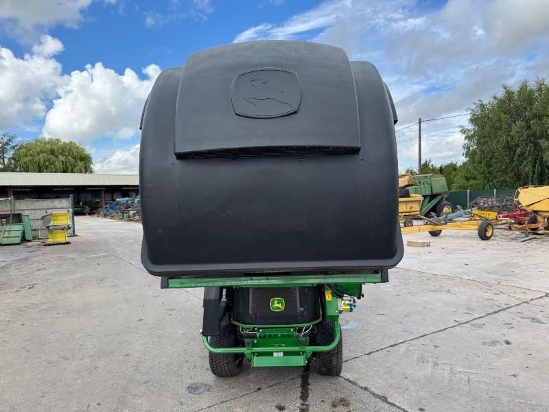 Aufsitzmäher typu John Deere 1585, Gebrauchtmaschine v Richebourg (Obrázek 10)