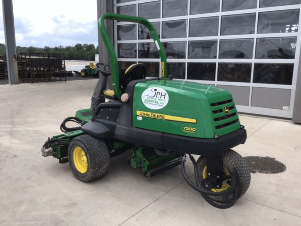 Aufsitzmäher tipa John Deere 7200 PrécisionCut, Gebrauchtmaschine u azerailles (Slika 4)