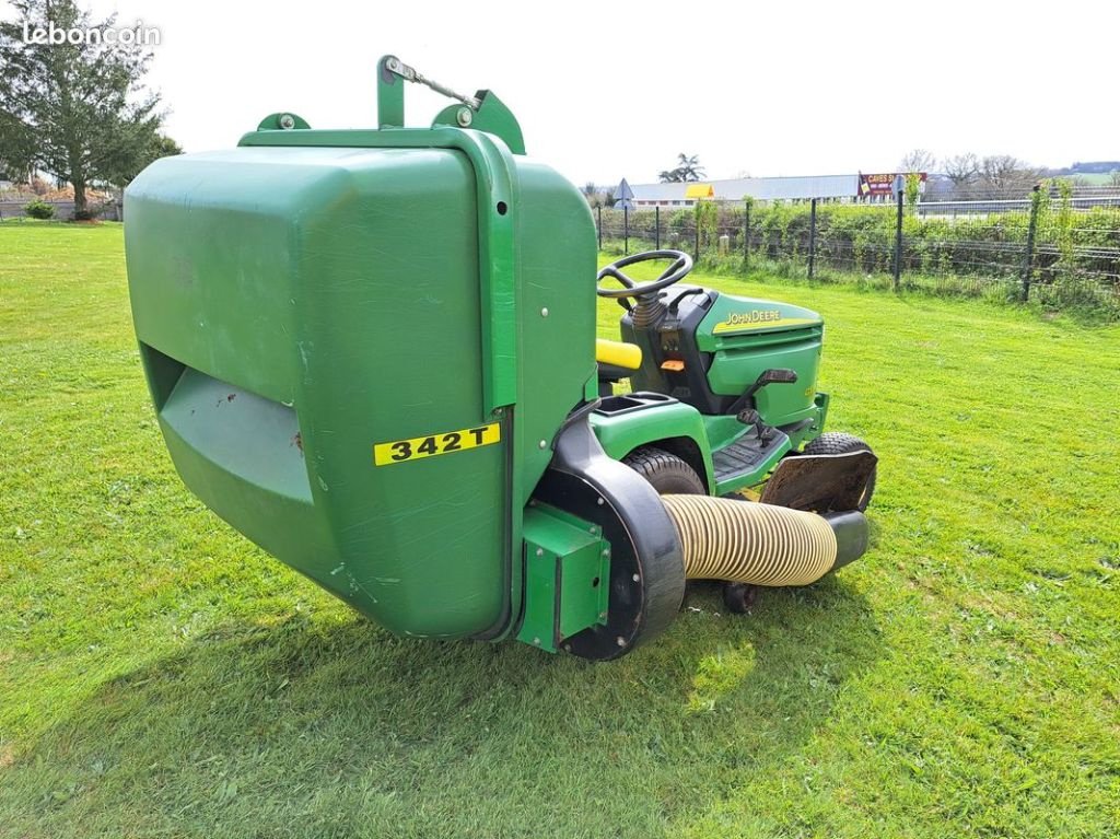 Aufsitzmäher typu John Deere GX355, Gebrauchtmaschine v LIMOGES (Obrázek 3)