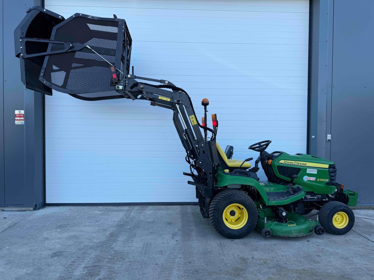 Aufsitzmäher vrste John Deere Tondeuse autoportée X950R John Deere, Gebrauchtmaschine v LA SOUTERRAINE (Slika 9)