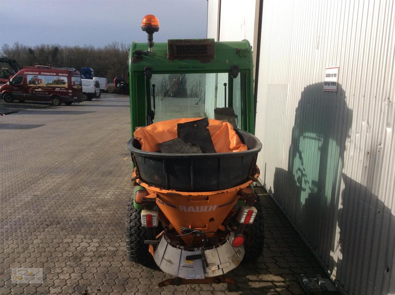 Aufsitzmäher of the type John Deere X 748, Gebrauchtmaschine in Pfreimd (Picture 4)