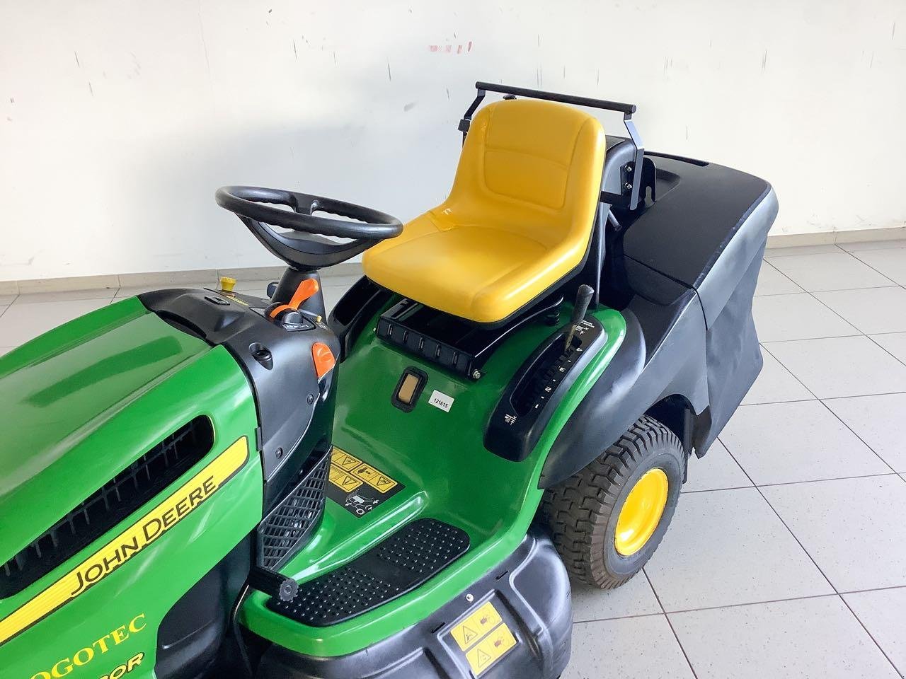 Aufsitzmäher typu John Deere X130R, Gebrauchtmaschine v Beckum (Obrázek 5)