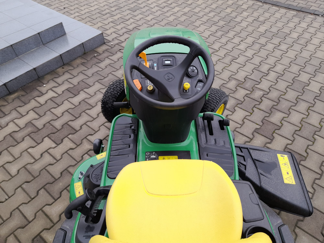 Aufsitzmäher a típus John Deere X167, Neumaschine ekkor: Mrągowo (Kép 4)