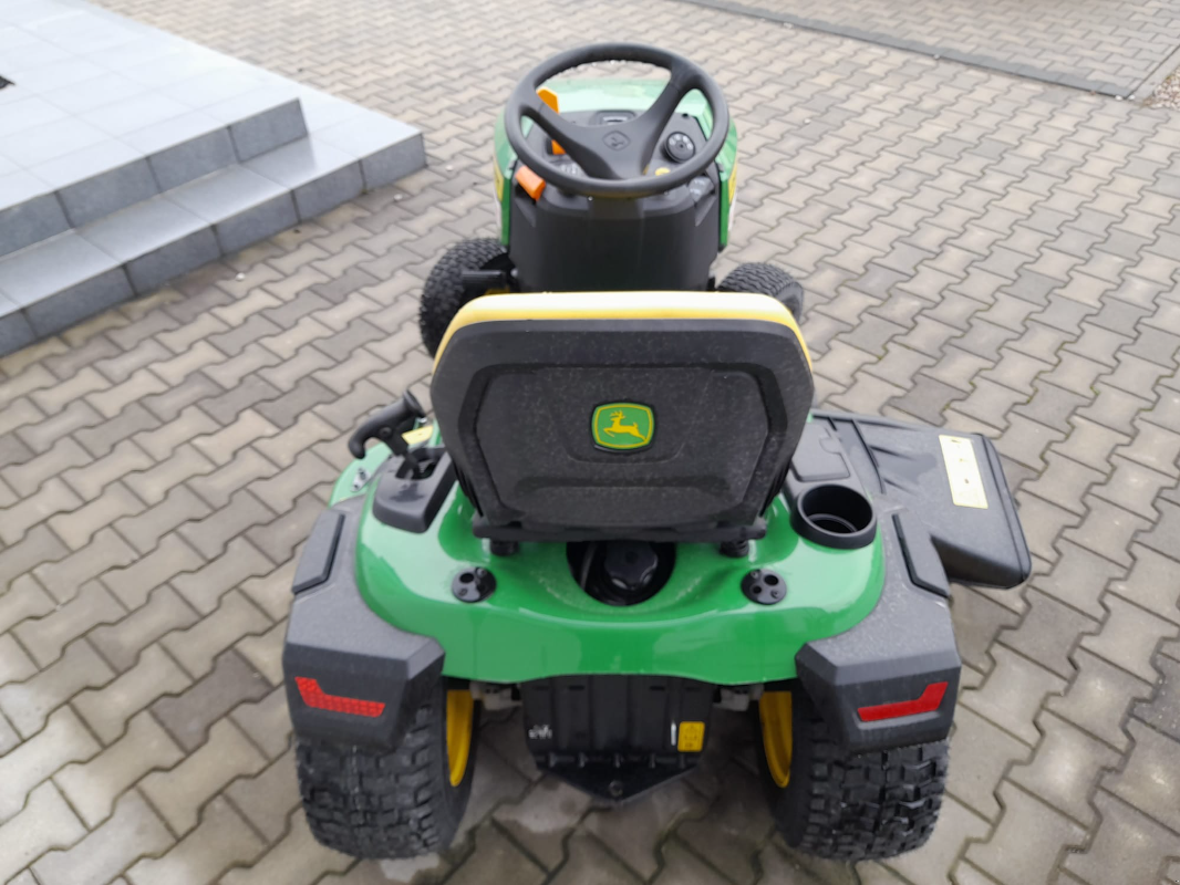 Aufsitzmäher a típus John Deere X167, Neumaschine ekkor: Mrągowo (Kép 5)